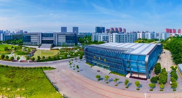 School enterprise cooperation | Leaders from the School of Mechanical and Electrical Engineering of School enterprise cooperation | Leaders from the School of Mechanical and Electrical Engineering of